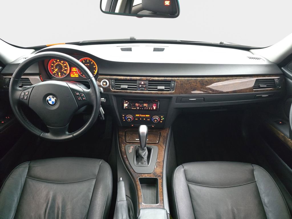 Used 2007 BMW 328xi Wagon AWD/4WD image 12