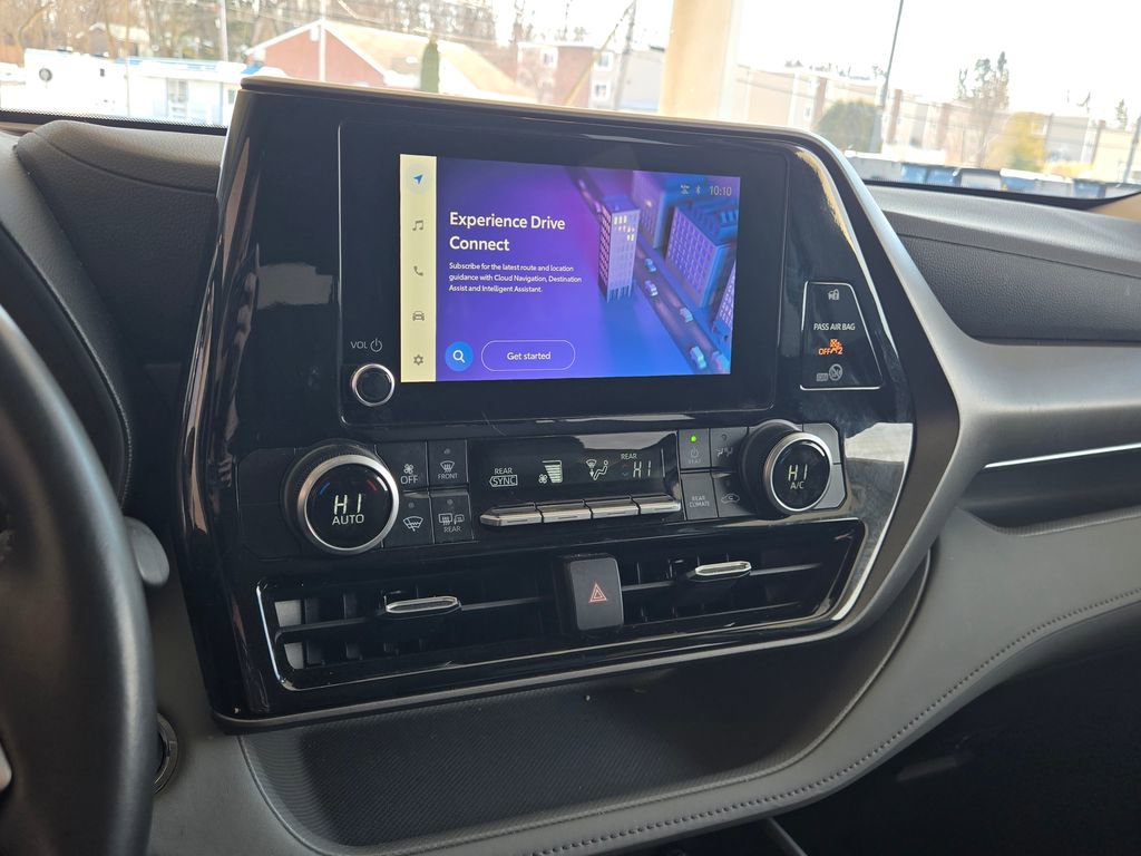 Used 2023 Toyota Highlander LE image 22