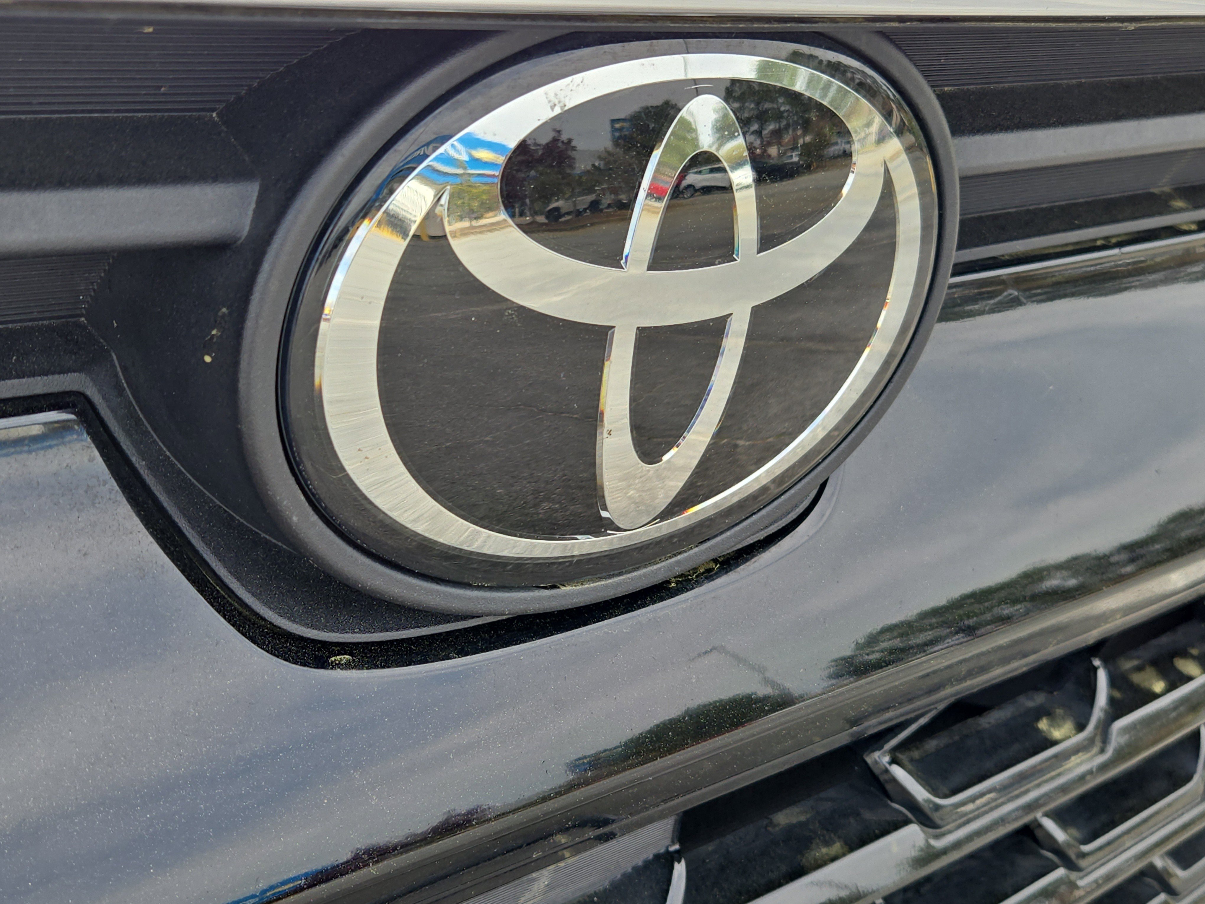 Used 2024 Toyota Grand Highlander AWD image 6