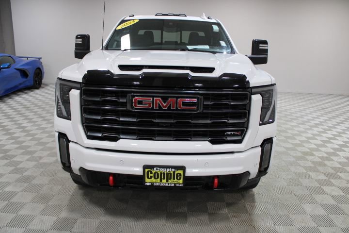 Used 2024 GMC Sierra 2500 AT4 w/ AT4 Premium Plus Package image 6
