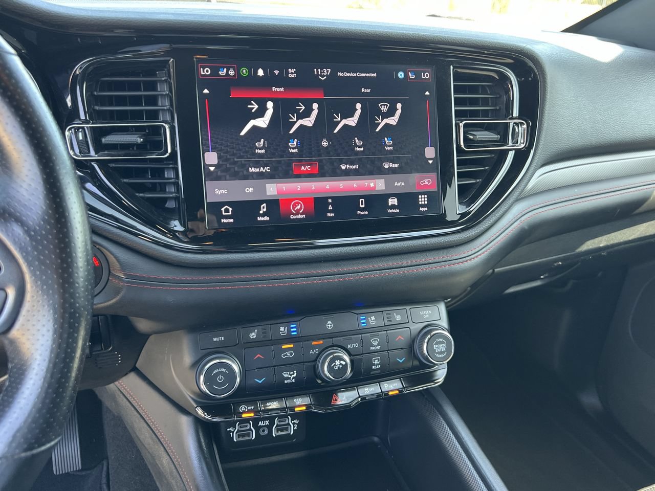 Used 2024 Dodge Durango GT RWD image 8