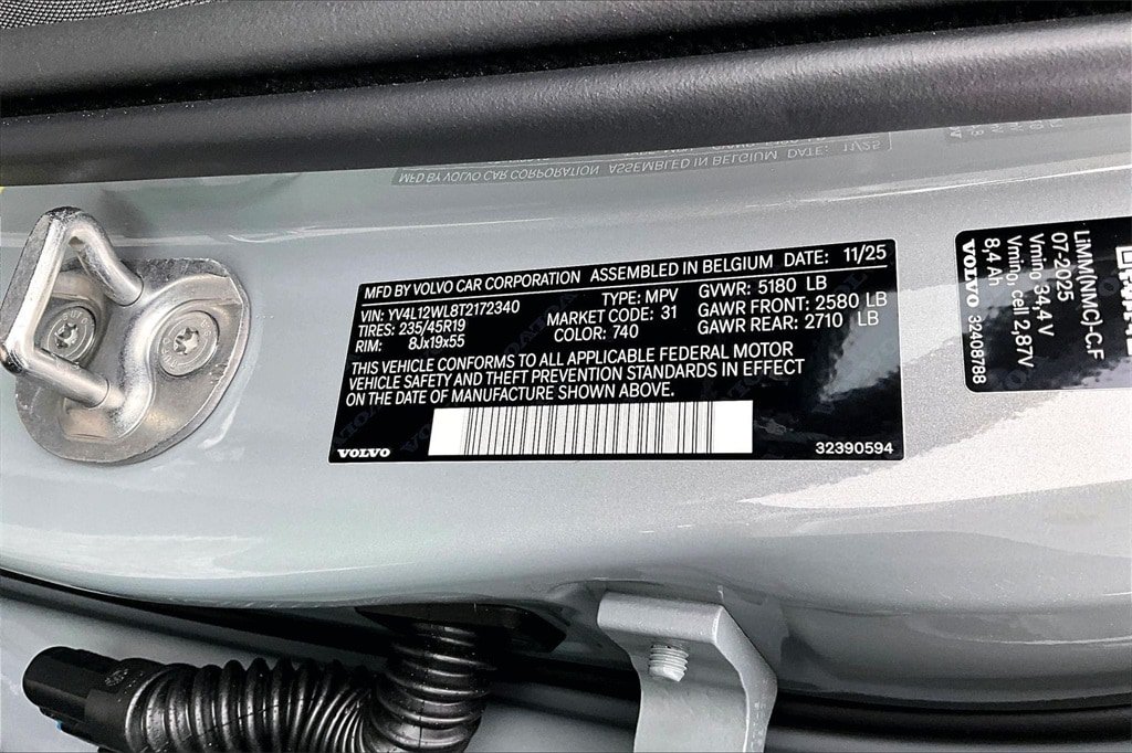 New 2026 Volvo V60 B5 Cross Country Ultra w/ Protection Package Premier AWD/4WD image 8