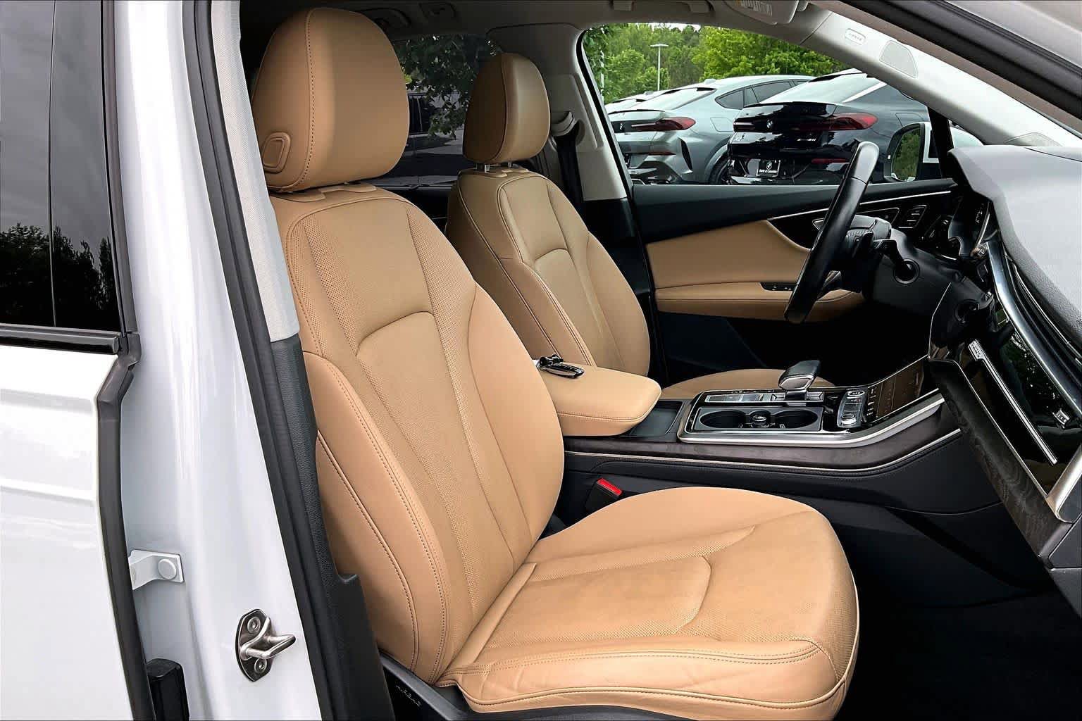 Used 2021 Audi Q7 3.0T Prestige AWD/4WD image 8