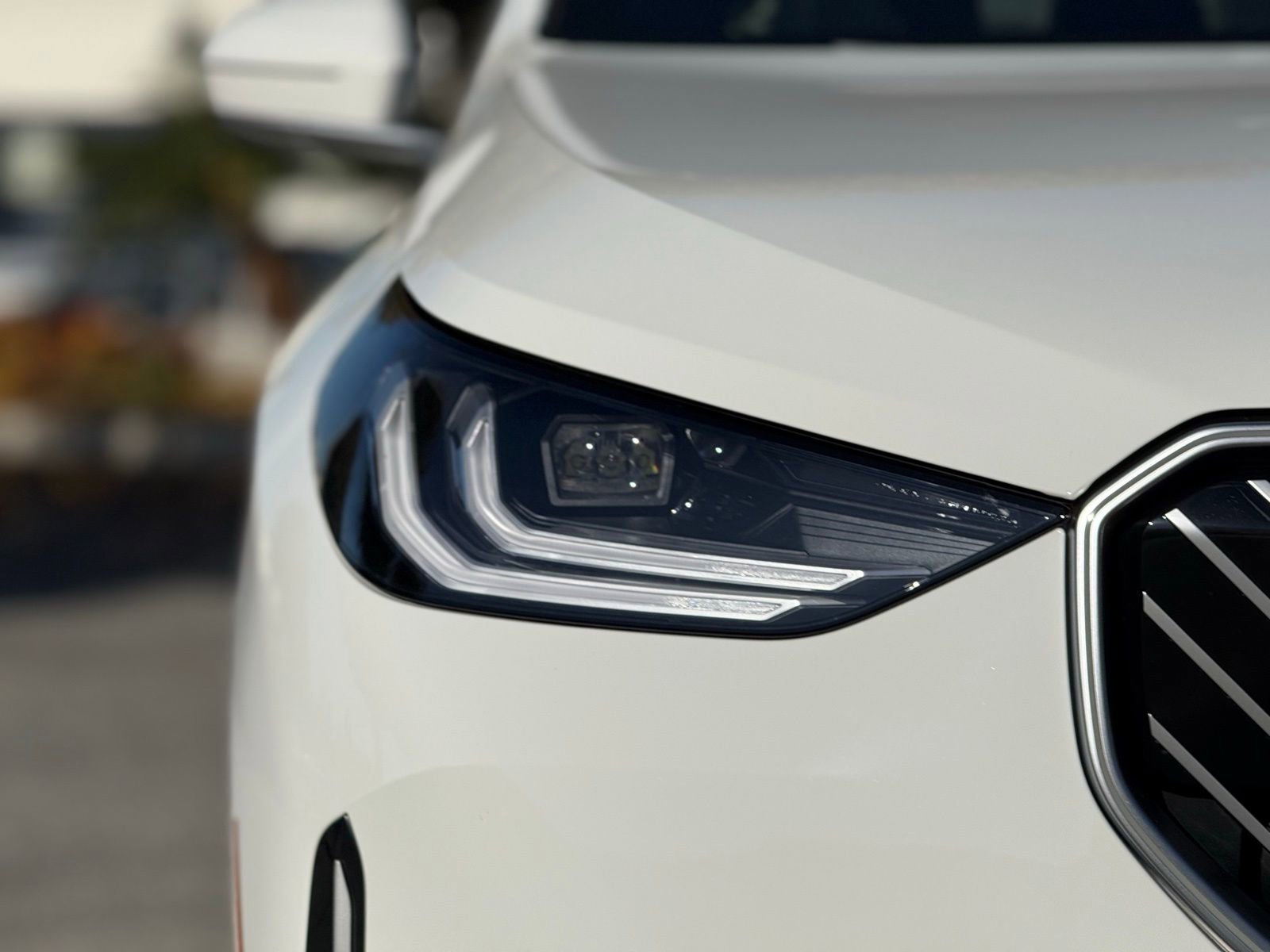 Used 2025 BMW X3 xDrive30i w/ Premium Package image 13