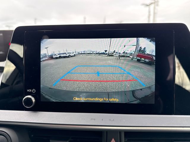 Used 2025 Toyota Prius LE image 26