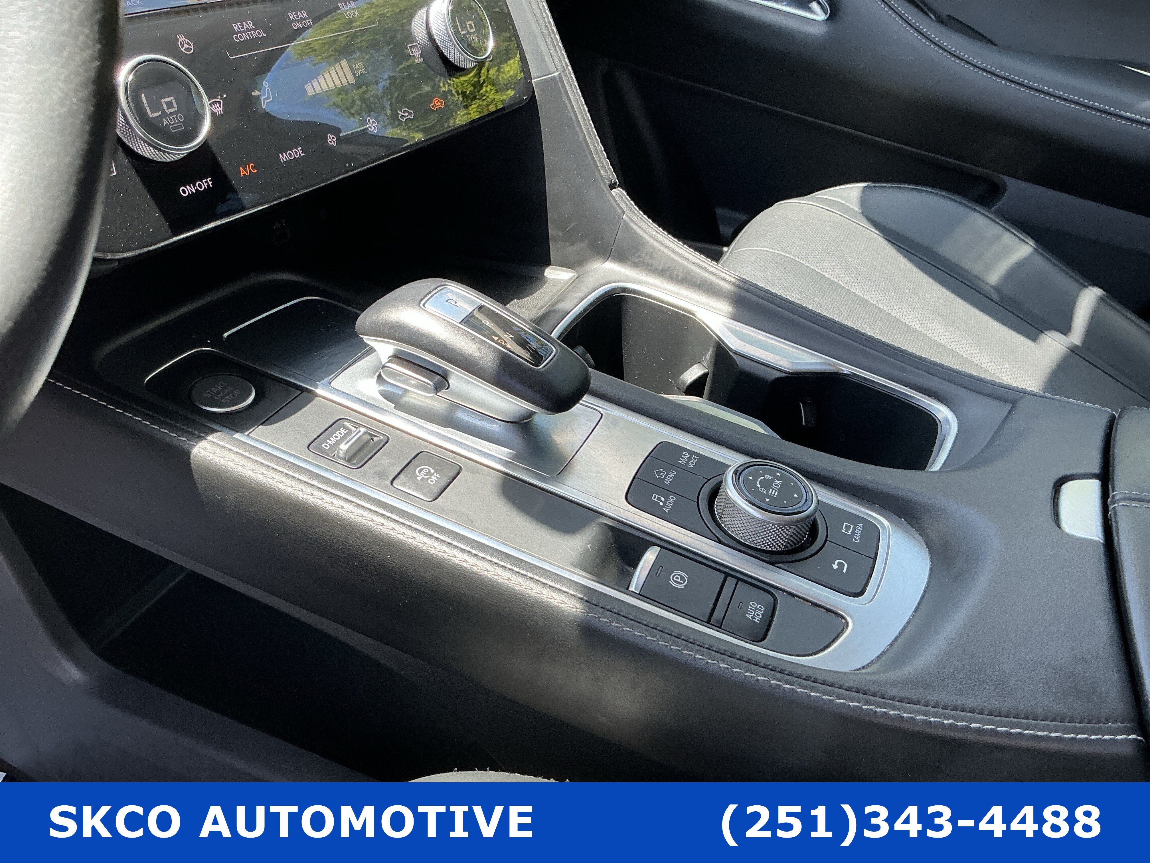 Used 2023 INFINITI QX60 Luxe w/ Vision Package FWD image 23