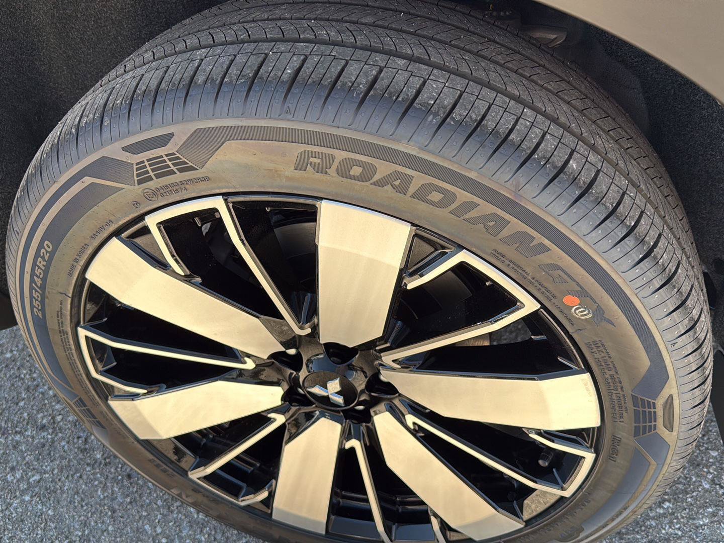 New 2026 Mitsubishi Outlander SEL AWD/4WD image 13