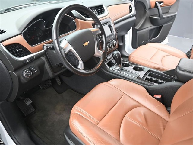 Used 2017 Chevrolet Traverse LT image 14