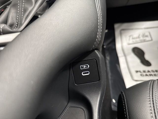 Certified 2024 Honda HR-V EX-L image 38