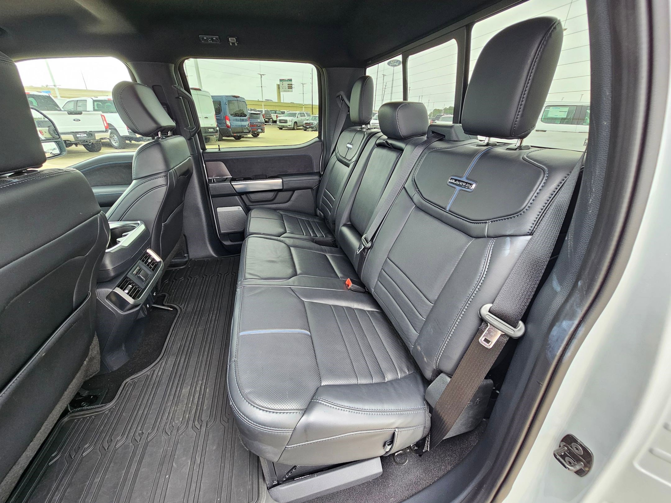 Used 2025 Ford F150 Platinum AWD/4WD image 28