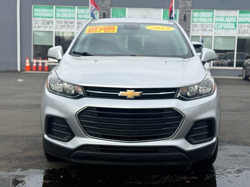 Used 2019 Chevrolet Trax LS w/ Tint and Cruise Package image 2