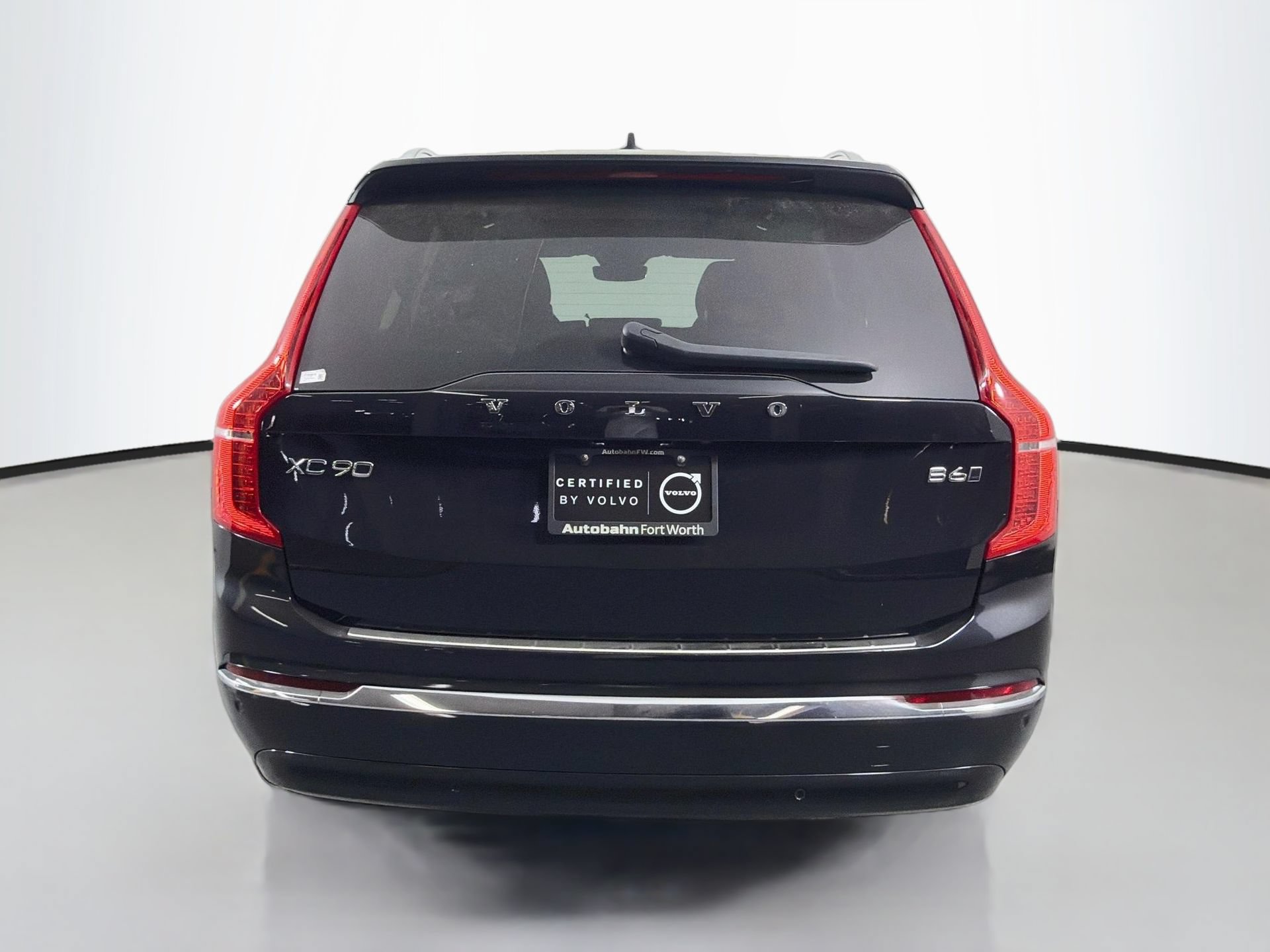Certified 2023 Volvo XC90 B6 Plus w/ Protection Package Premier AWD/4WD image 7