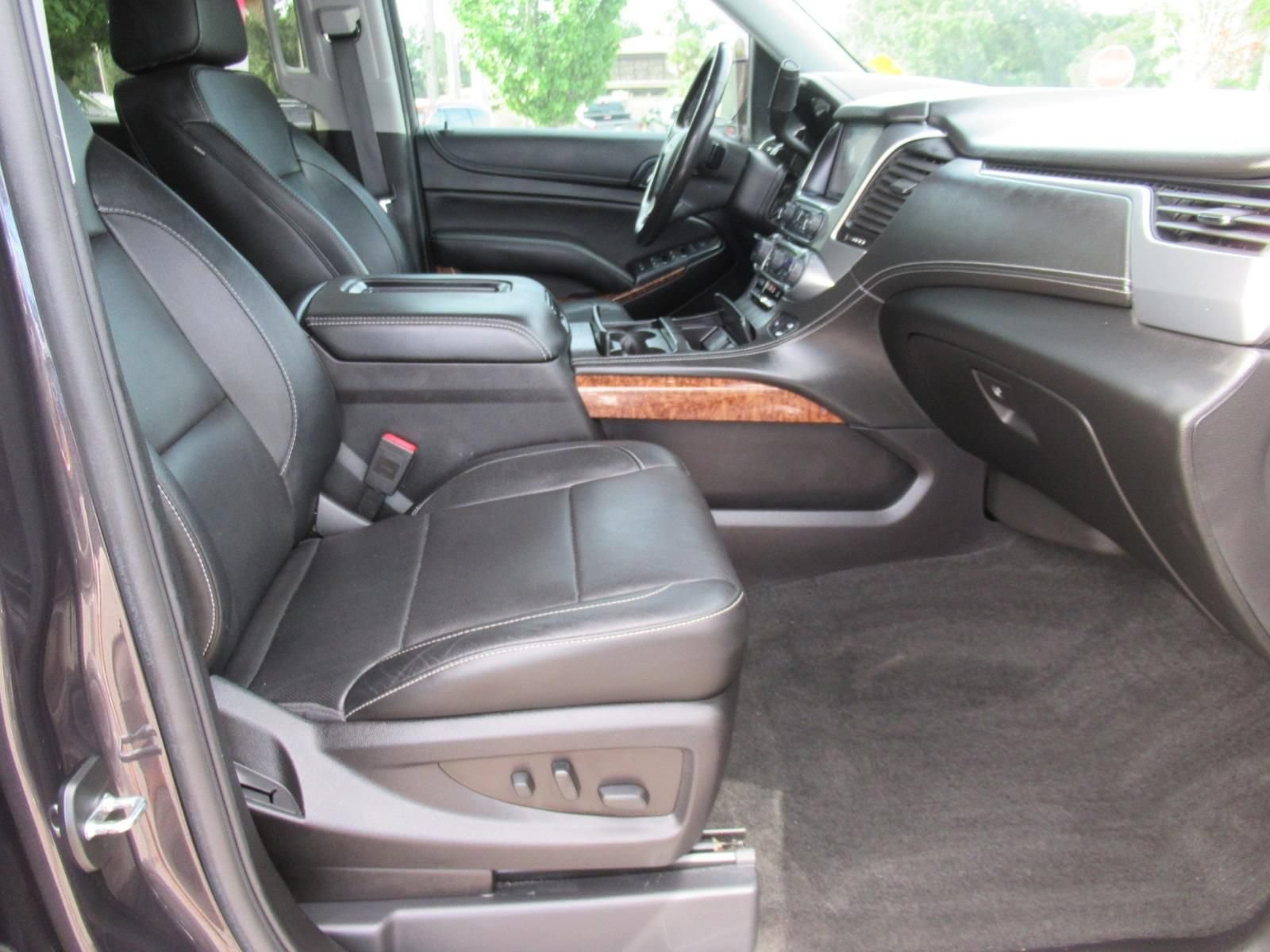 Used 2018 Chevrolet Tahoe Premier AWD/4WD image 10