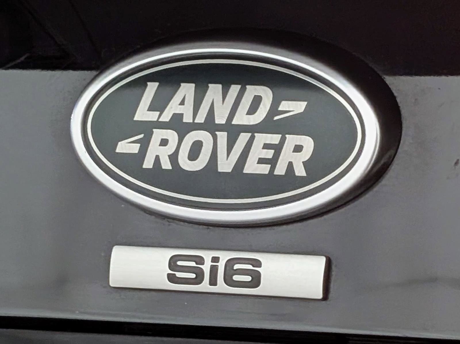 Used 2019 Land Rover Discovery SE AWD/4WD image 11