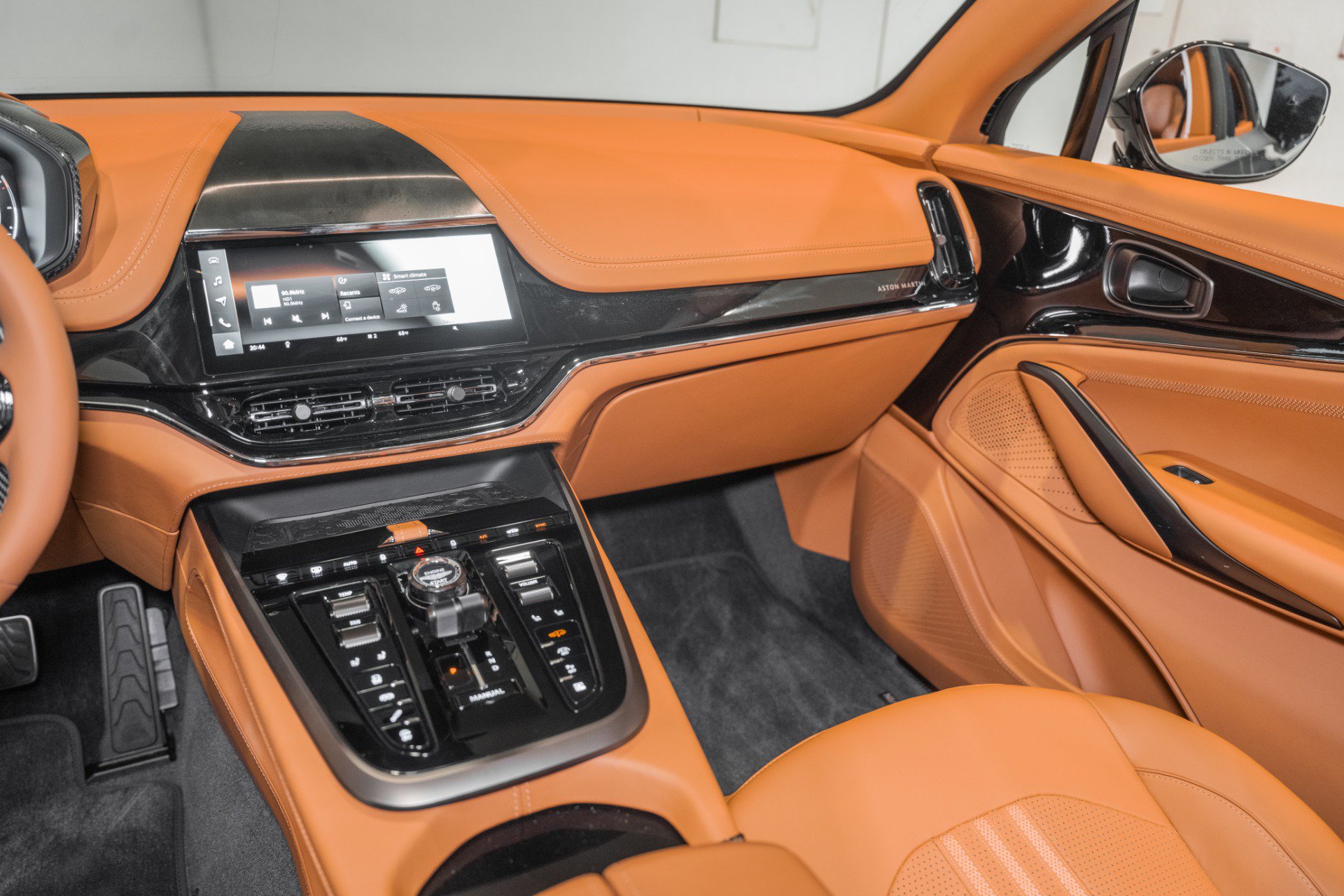 New 2026 Aston Martin DBX 707 AWD/4WD image 24