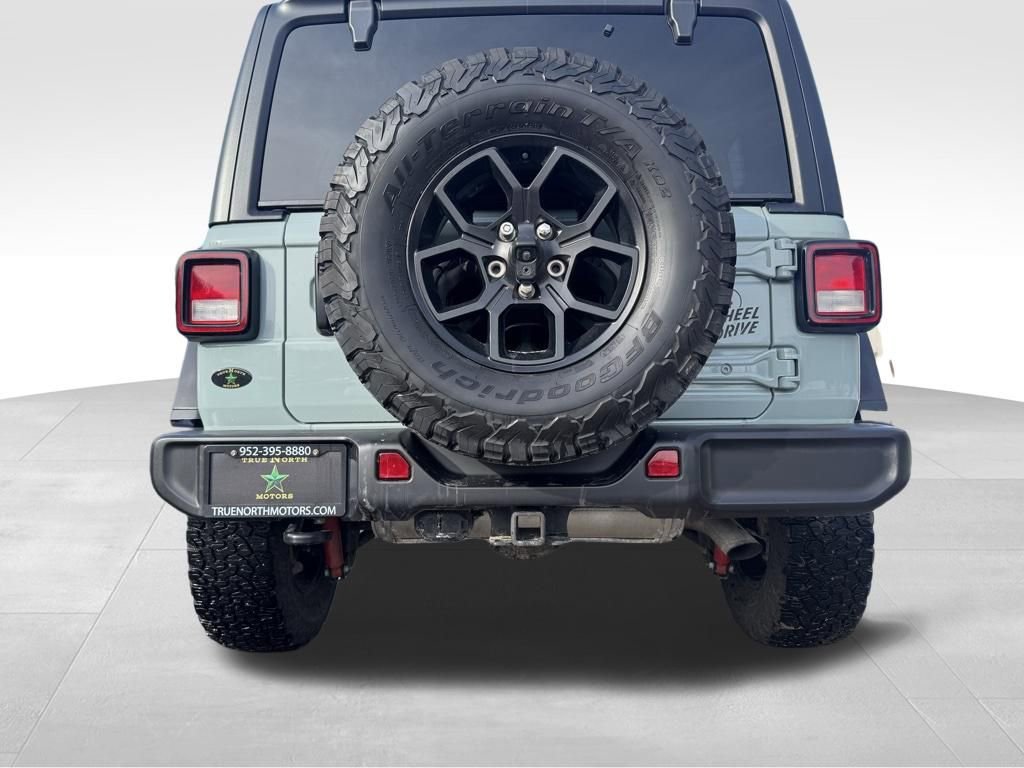 Used 2024 Jeep Wrangler Willys image 9