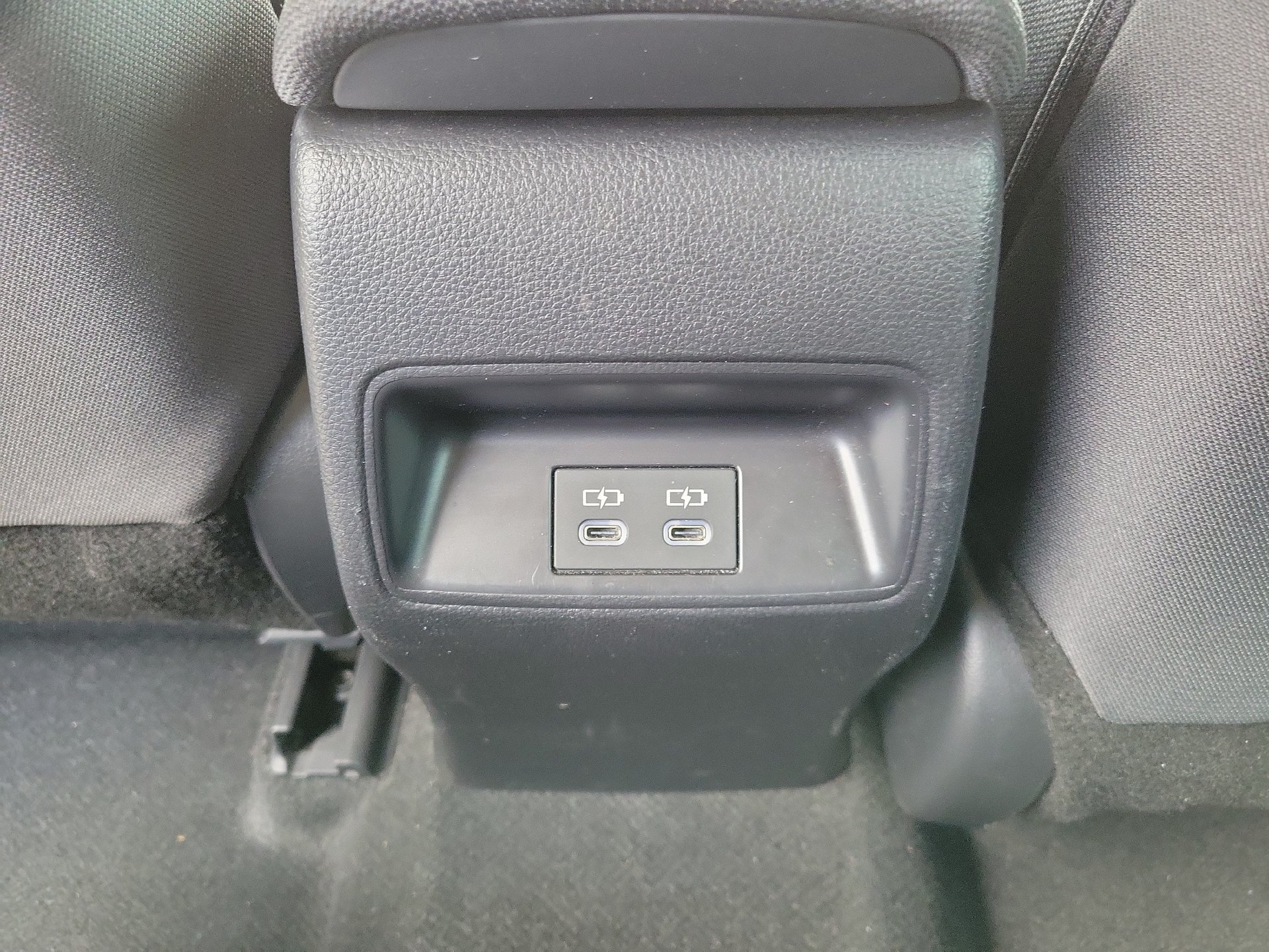 Used 2025 Toyota Corolla LE FWD image 18