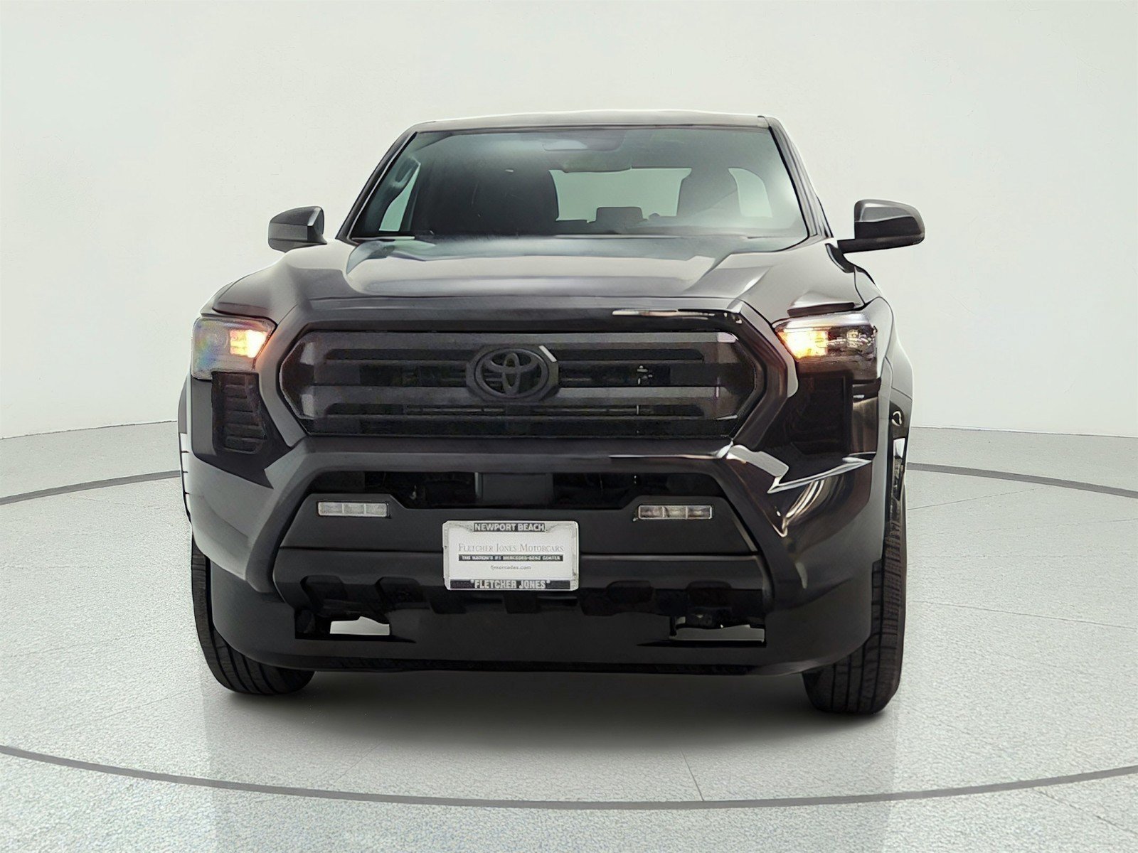 Used 2026 Toyota Tacoma SR5 RWD image 2