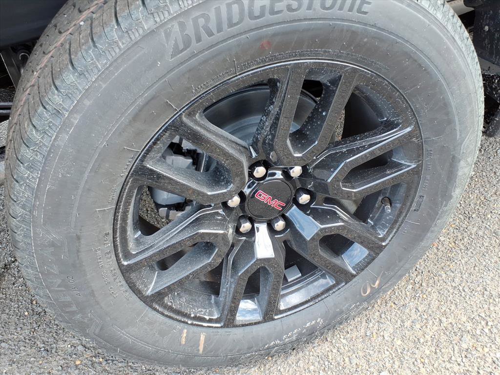 New 2026 GMC Sierra 1500 Elevation image 7