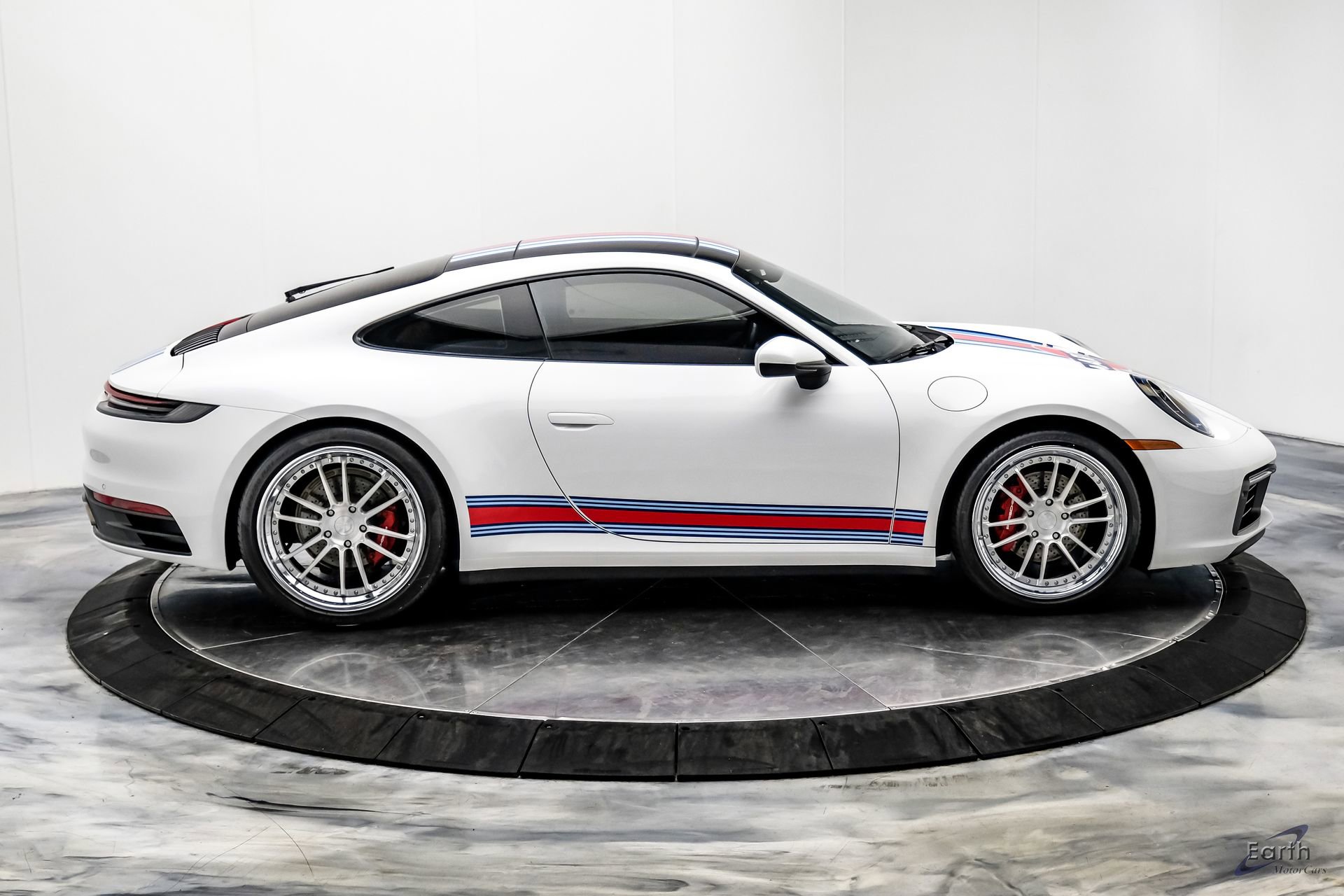Used 2020 Porsche 911 Carrera RWD image 24