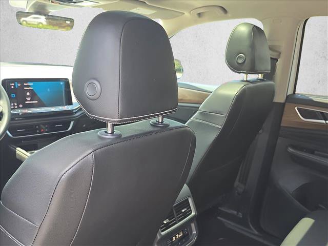 Certified 2024 Volkswagen Atlas SE w/ Panoramic Sunroof Package AWD/4WD image 18