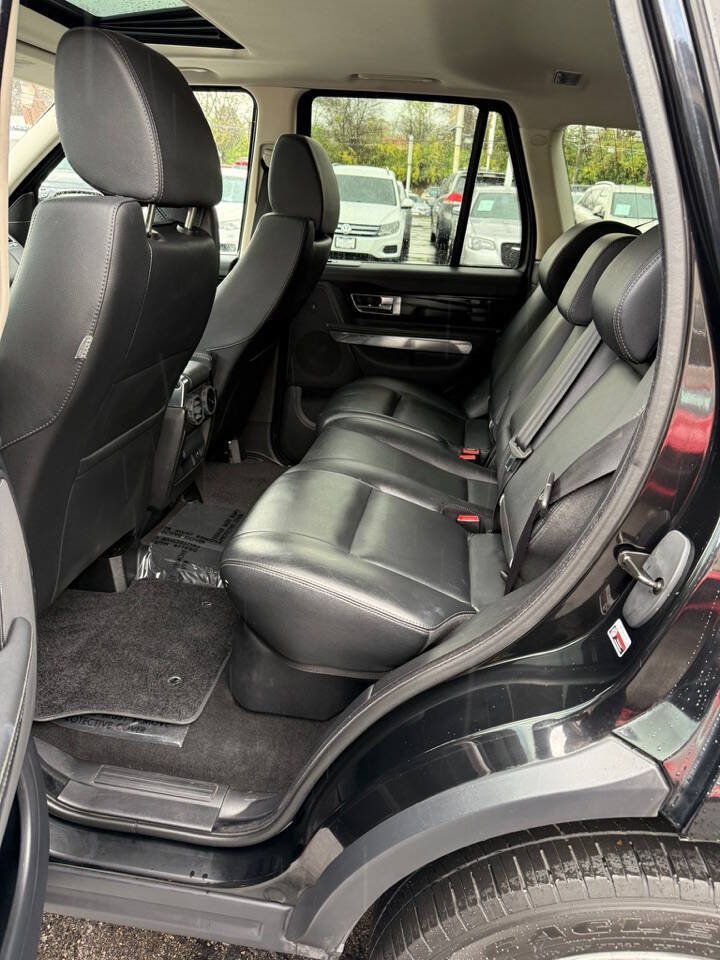 Used 2013 Land Rover Range Rover Sport HSE w/ HSE Silver Pkg AWD/4WD image 10