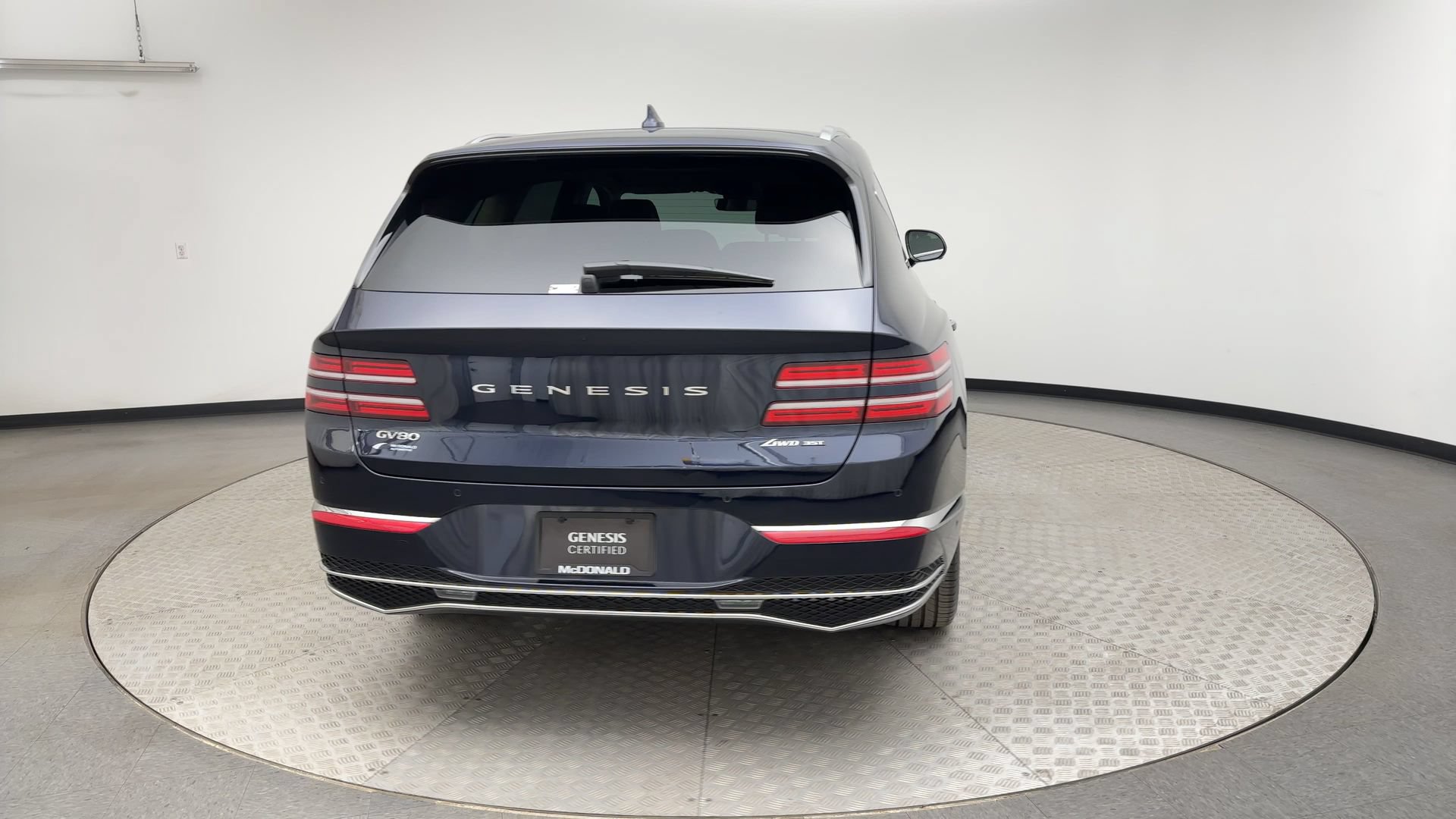Certified 2026 Genesis GV80 3.5T Advanced AWD/4WD image 3