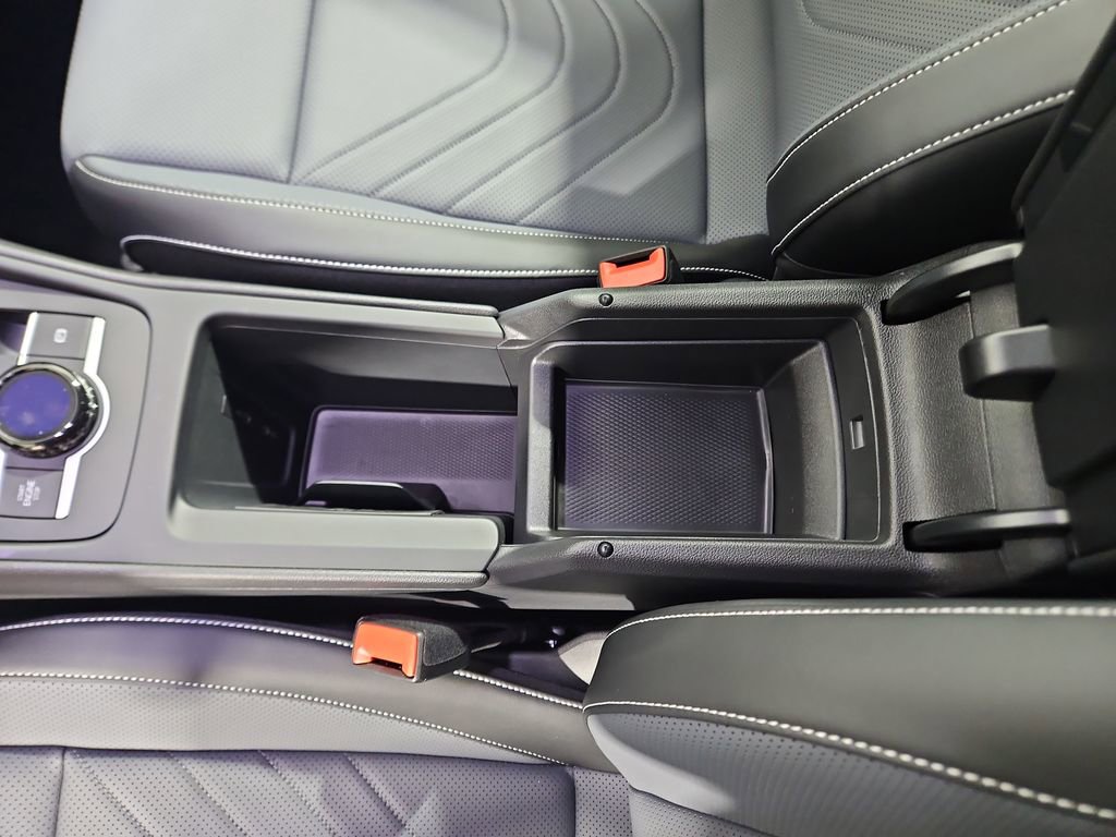 New 2026 Volkswagen Tiguan SE R-Line image 24