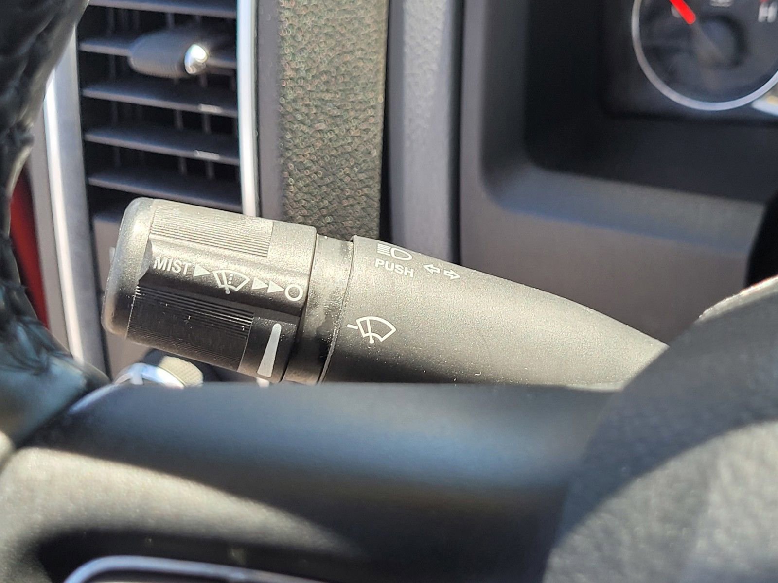Used 2017 RAM 1500 Big Horn RWD image 23