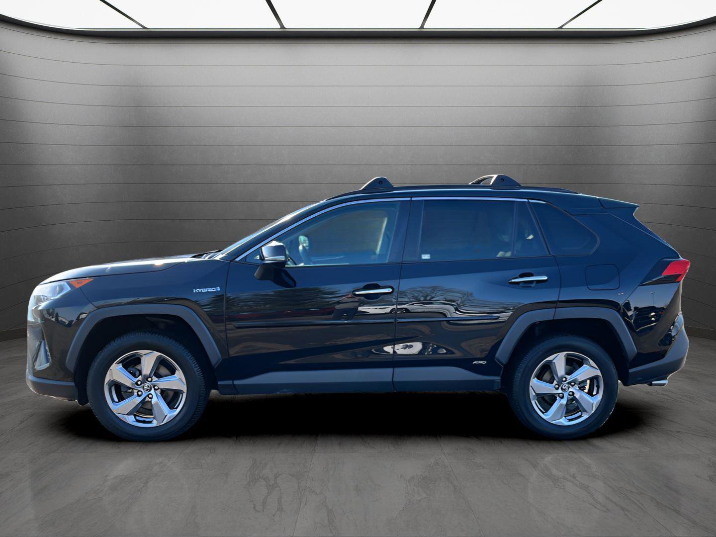 Used 2020 Toyota RAV4 Limited image 21