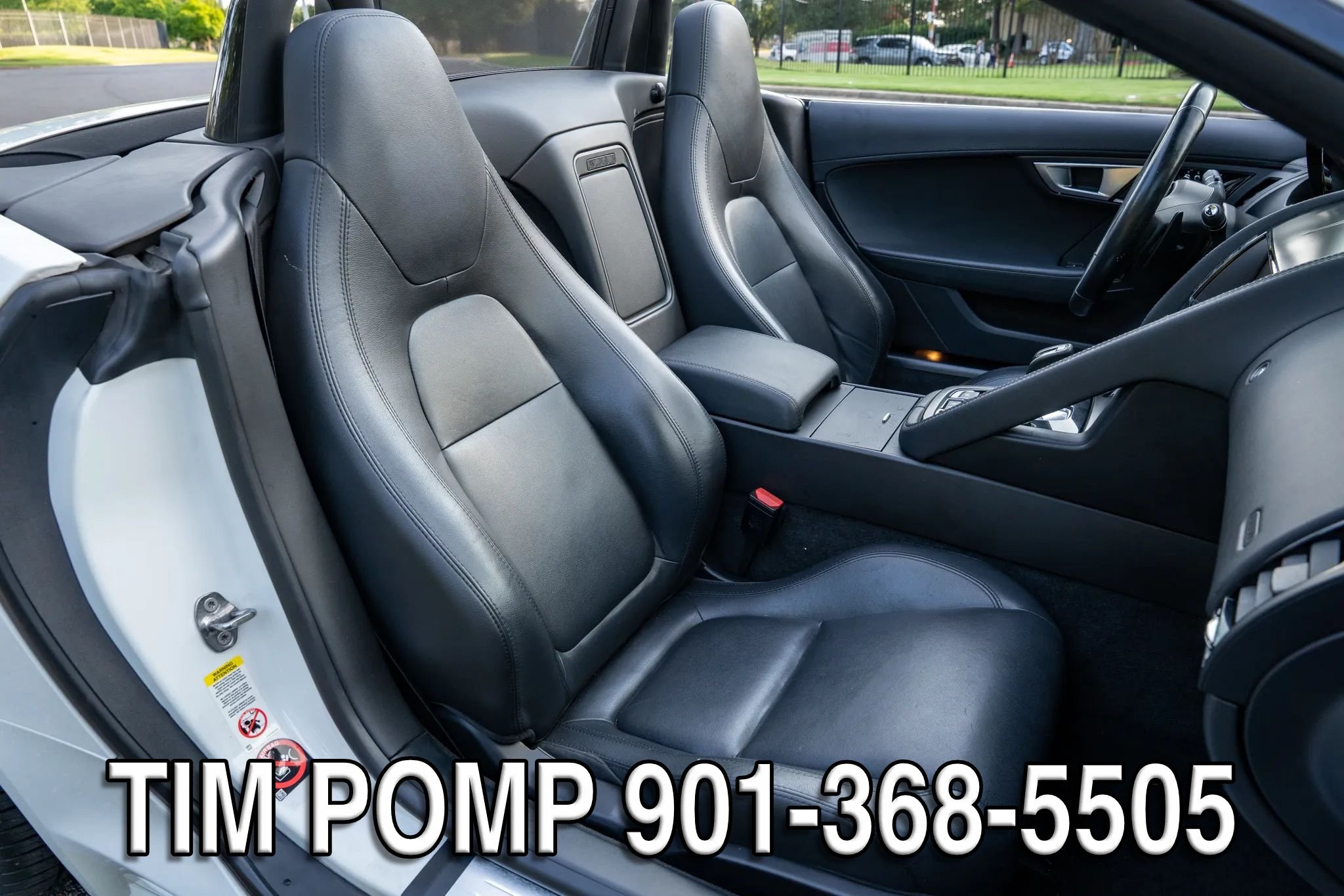 Used 2017 Jaguar F-TYPE Convertible RWD image 14