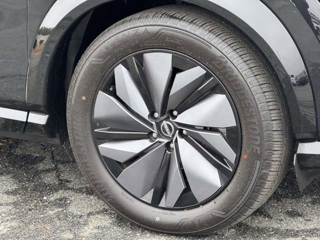 Used 2023 Nissan Ariya AWD image 9