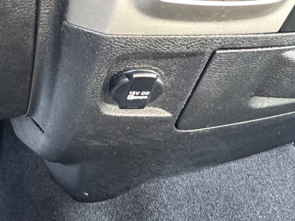 Used 2019 RAM 1500 Classic SLT AWD/4WD image 28
