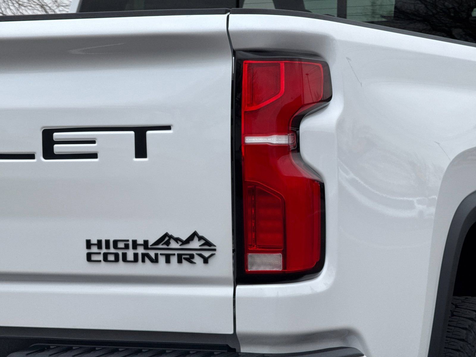 Used 2025 Chevrolet Silverado 3500 High Country w/ Technology Package image 34