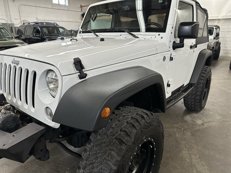 Used 2015 Jeep Wrangler Rubicon w/ Power Convenience Group AWD/4WD image 33