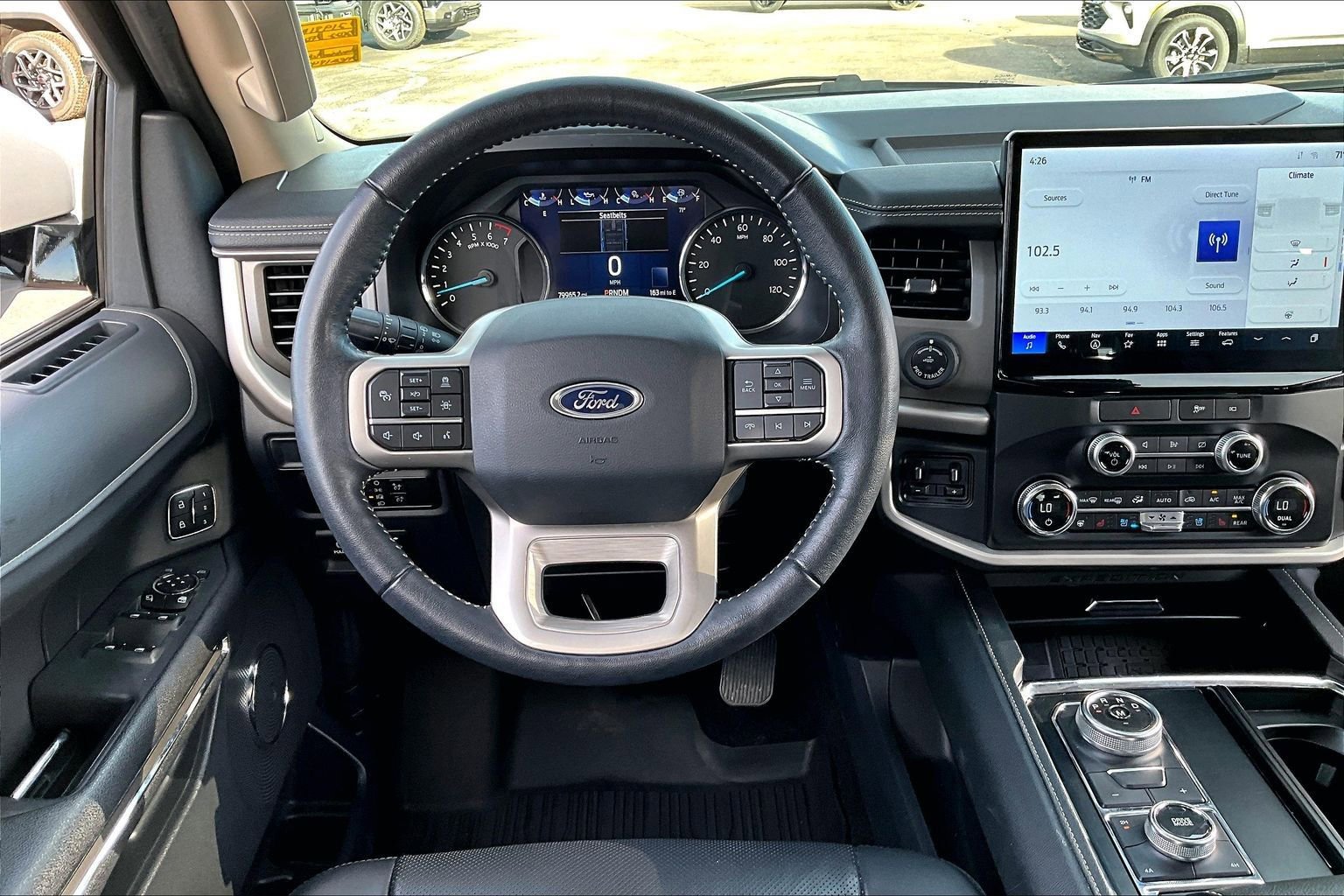 Used 2022 Ford Expedition Max XLT image 5