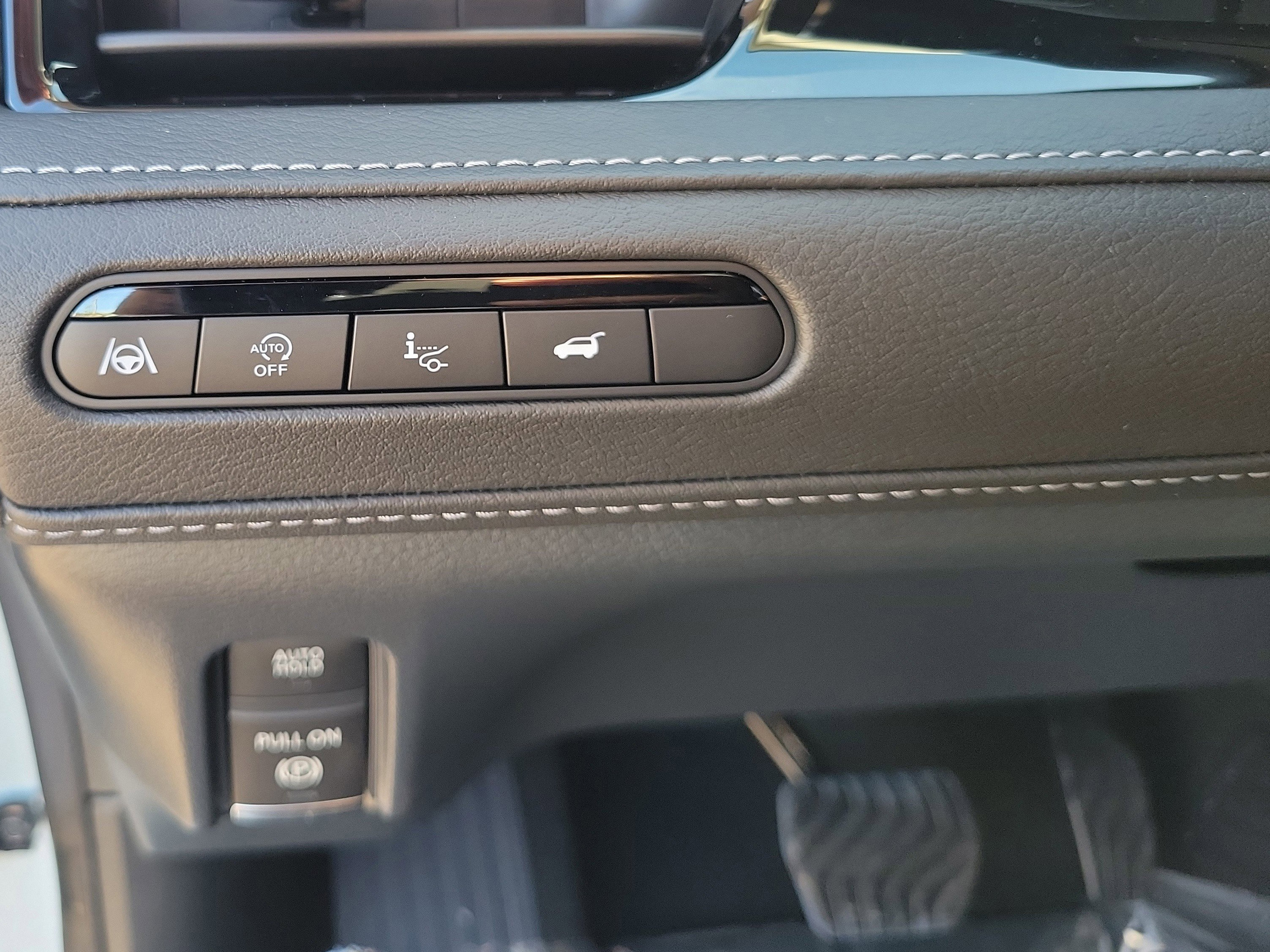 New 2026 INFINITI QX80 Luxe w/ Cargo Package image 25