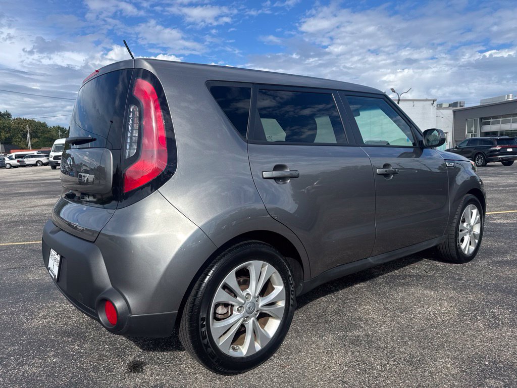 Used 2015 Kia Soul + w/ Primo Package FWD image 5