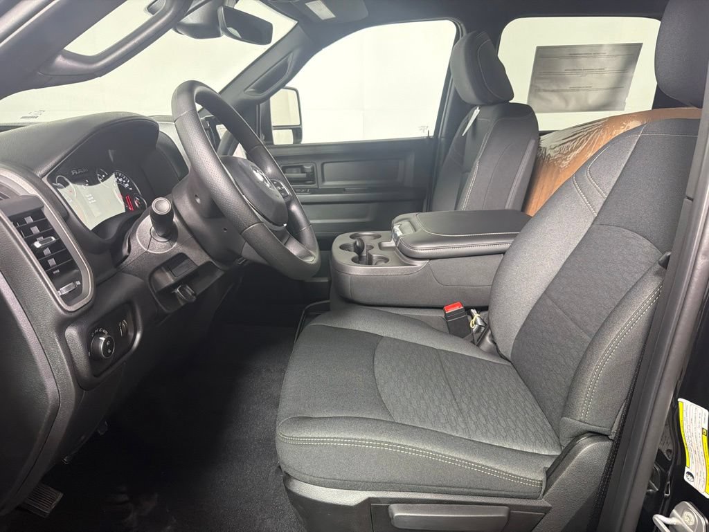 New 2026 RAM 3500 Tradesman AWD/4WD image 15
