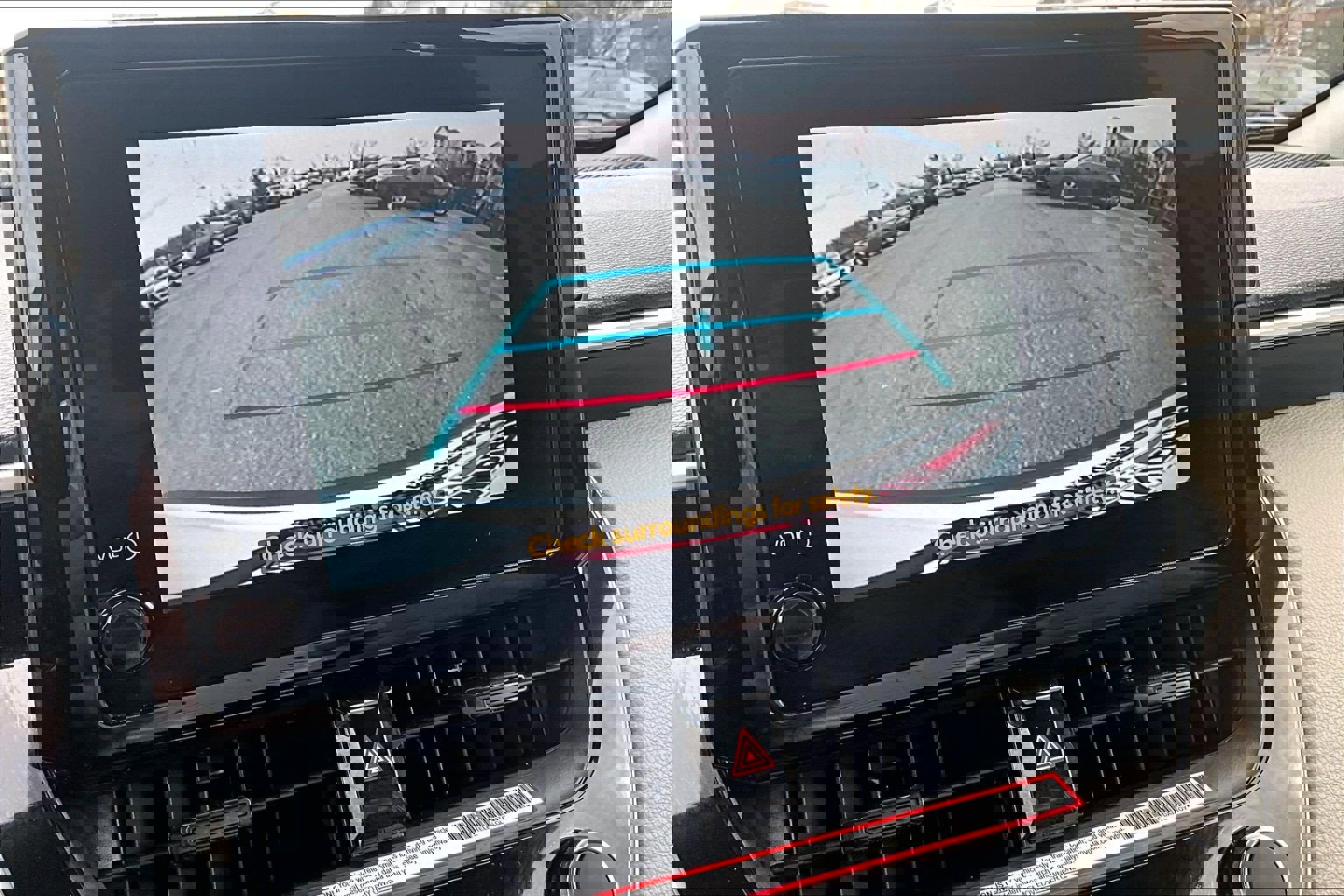 Used 2024 Toyota Corolla Cross L image 19