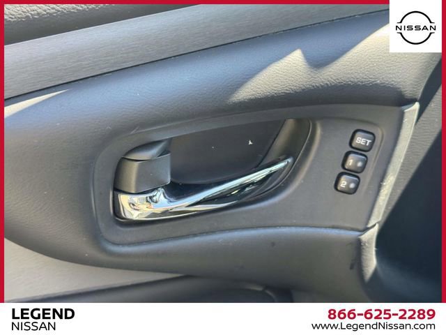 Used 2019 Nissan Murano SL AWD/4WD image 16