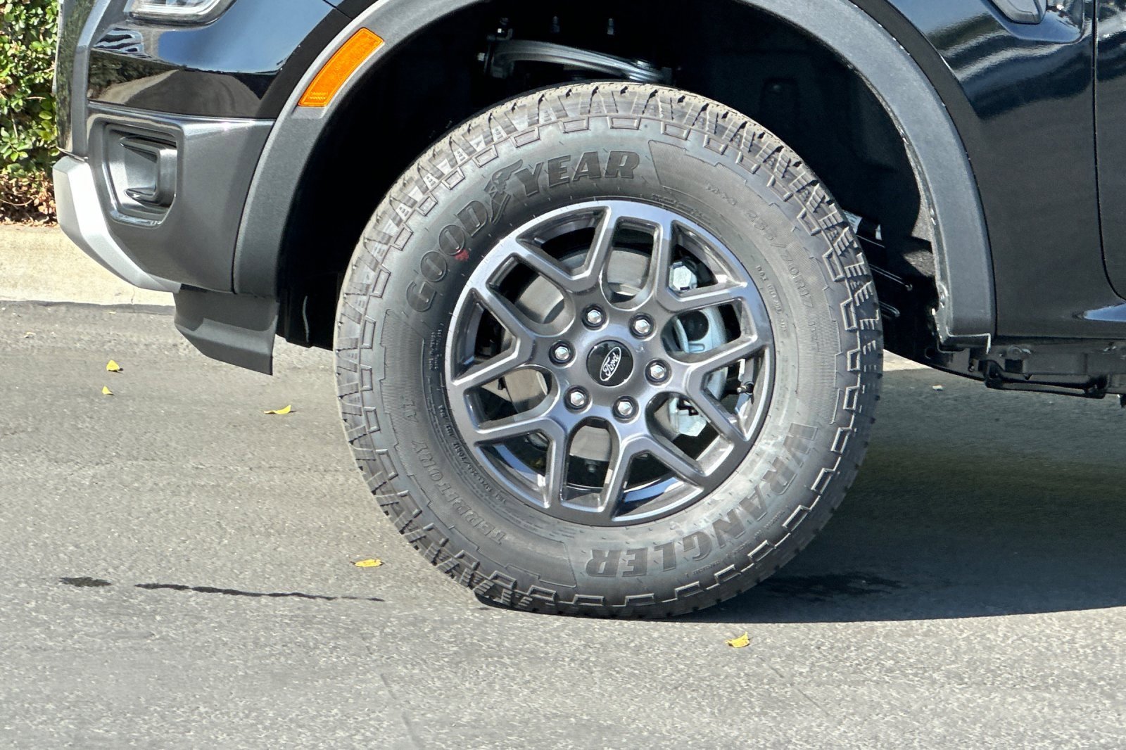 New 2025 Ford Ranger XLT w/ Equipment Group 301A High image 23