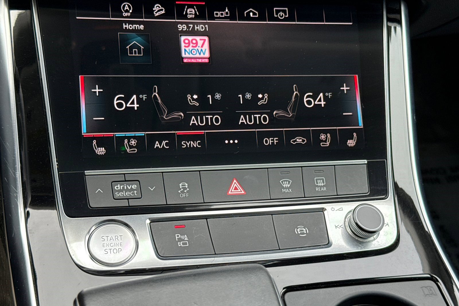 Used 2019 Audi Q8 Premium Plus w/ Premium Plus image 25