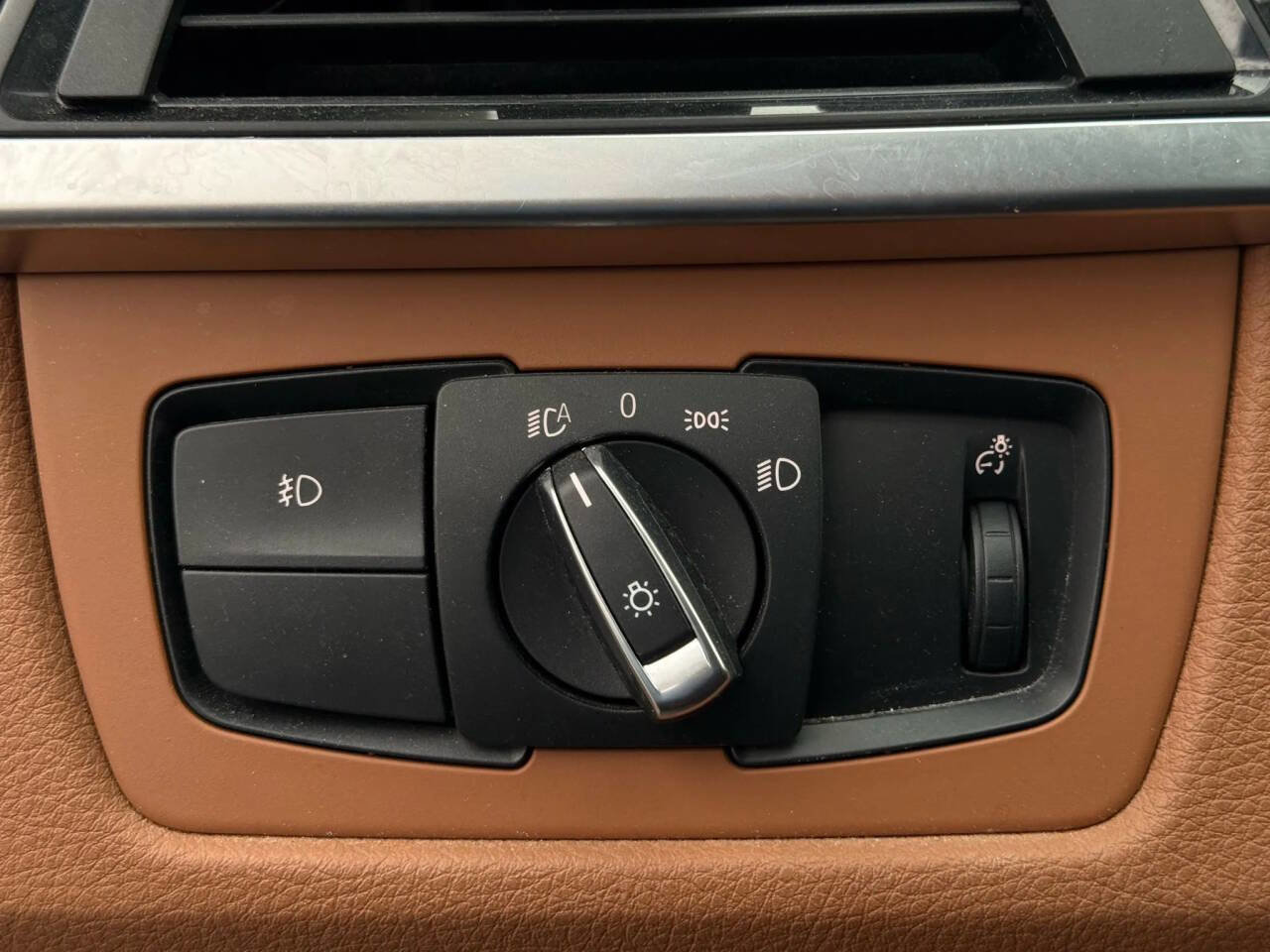 Used 2015 BMW 328i Gran Turismo xDrive image 24