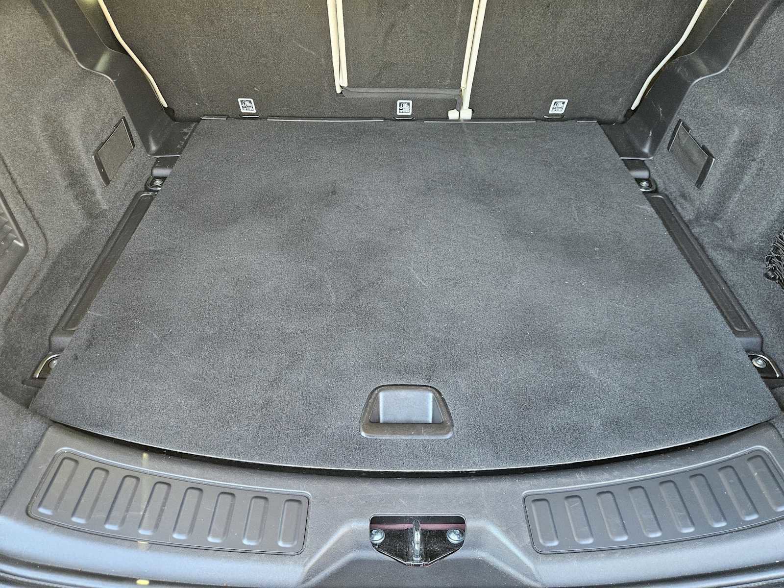 Used 2020 Land Rover Discovery Sport S image 30