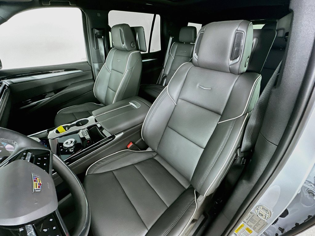 New 2026 Cadillac Escalade Sport w/ Touring Package AWD/4WD image 27