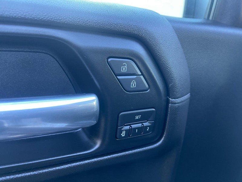 Used 2020 GMC Sierra 1500 Denali w/ Denali Carbonpro Edition image 23