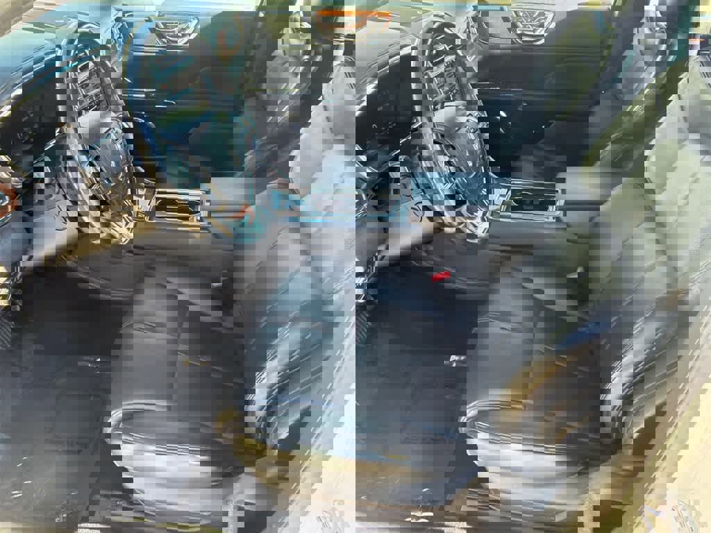 Used 2017 Lincoln Continental Reserve image 10