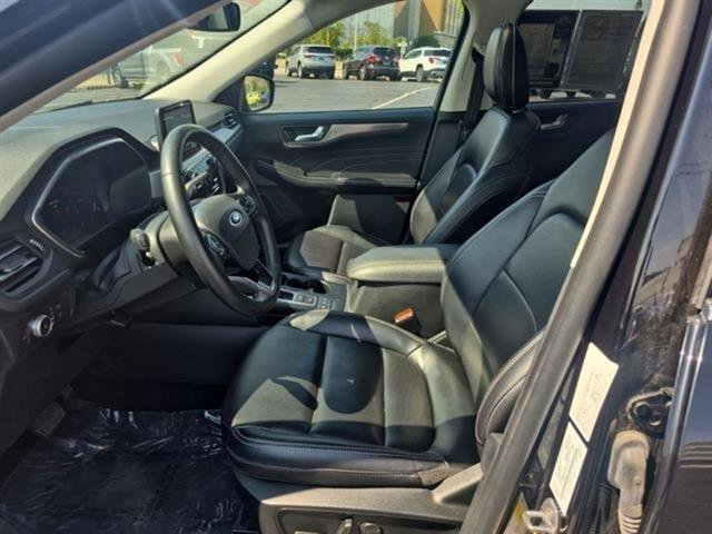 Used 2022 Ford Escape Titanium image 51
