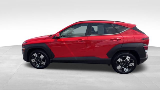 Used 2025 Hyundai Kona SEL FWD image 3